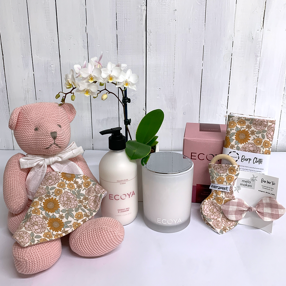 Newborn baby gifts or Baby Shower Presents Send Gifts Nationwide