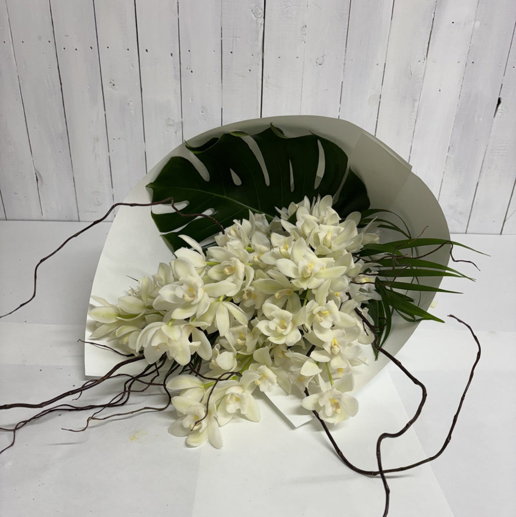 Cymbidium white bouquet elegant