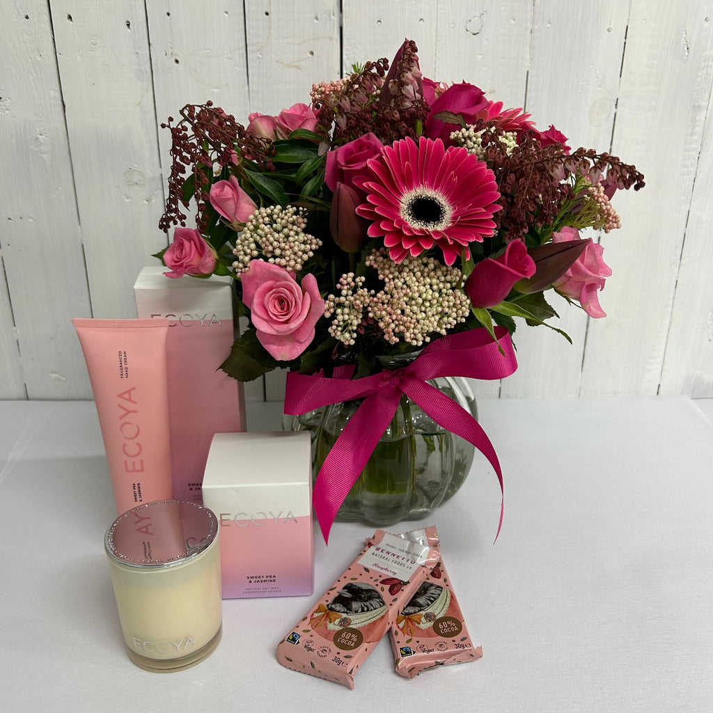 barbie inspired posie pink flower bundle moffatts flowers chch