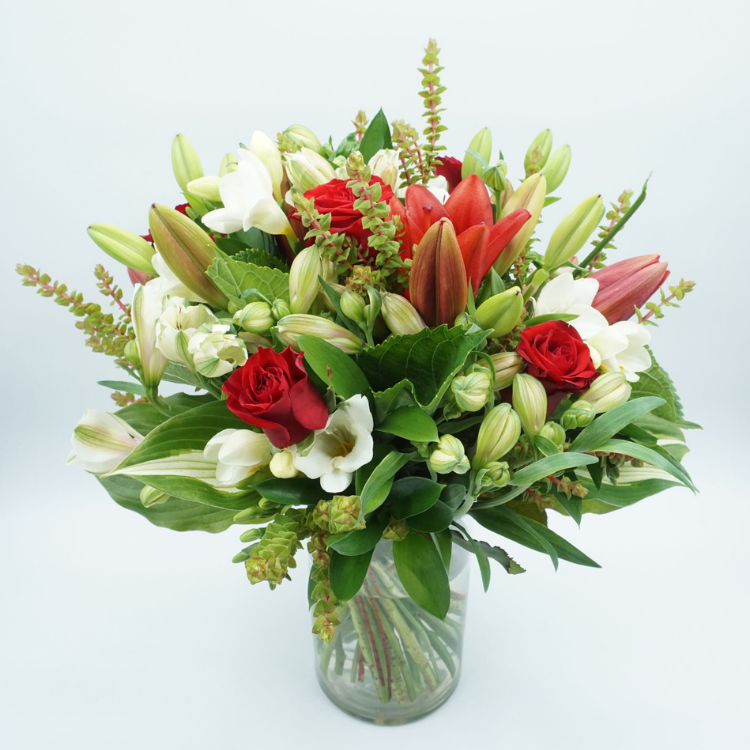 Christmas festive bouquet - New Zealand delivery